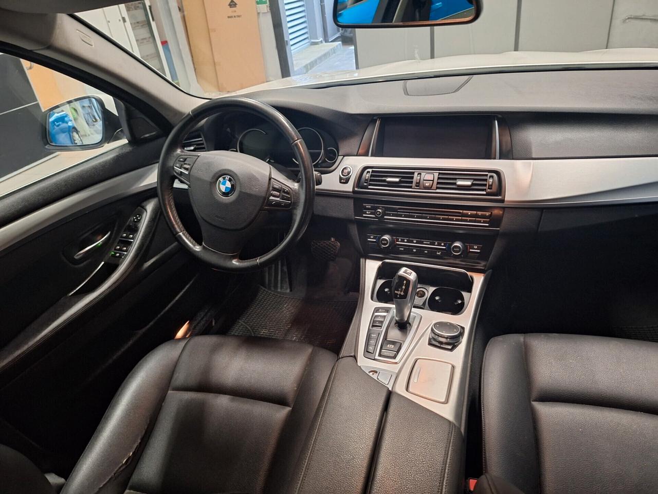 Bmw 520 520d xDrive Touring Luxury