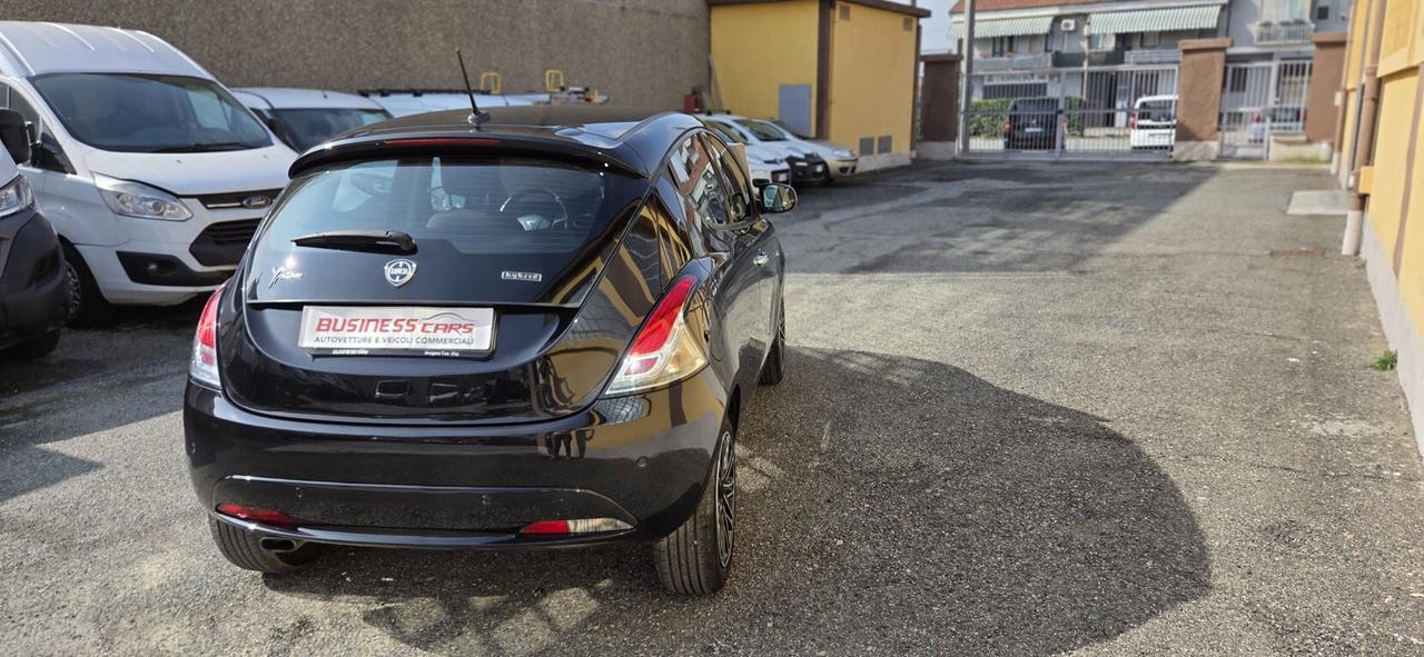Lancia Ypsilon 1.0 FireFly 5 porte S&S Hybrid Ecochic GOLD KM. 22.000 AUTO PER NEOPATENTATI