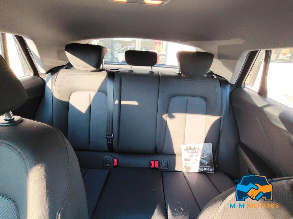 Audi Q2 1.6 tdi Business s-tronic