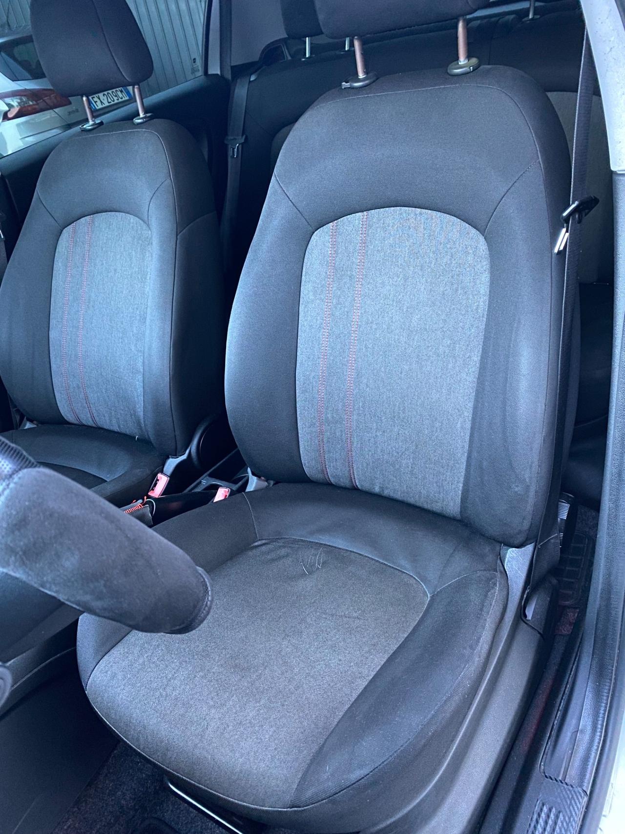 Fiat Punto 1.3 MJT II 75 CV 5p. Lounge