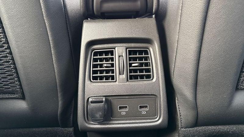 Renault Captur 1.6 E-Tech full hybrid Rive Gauche 145cv auto