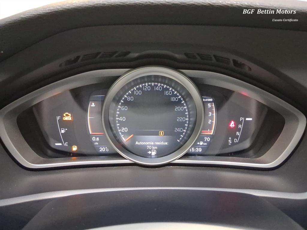 Volvo V40 Cross Country 2.0 D2 Momentum geartronic