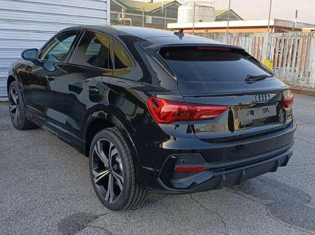 Audi Q3 Q3 40 2.0 tdi Identity Black 4X4 193cv s-tr. 20"