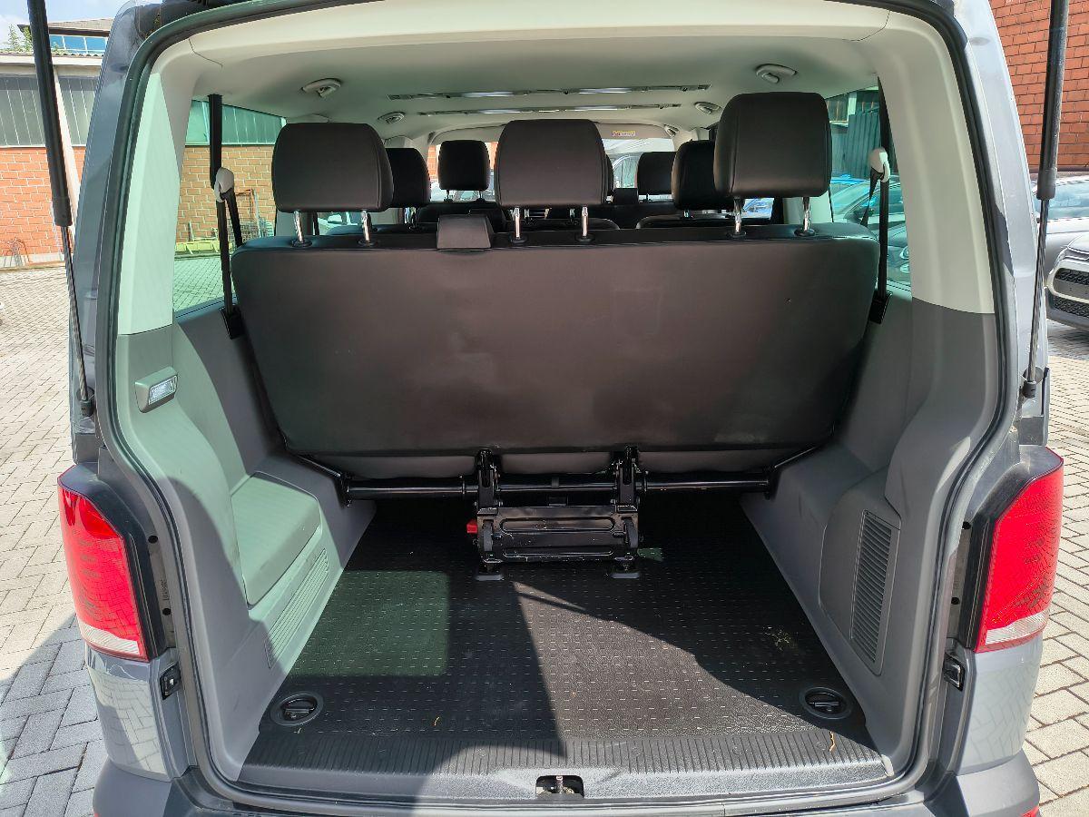VOLKSWAGEN - Caravelle 9 posti 2.0 TDI