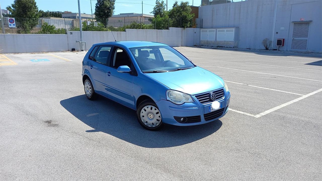 VOLKSWAGEN Polo 1.4 5p.