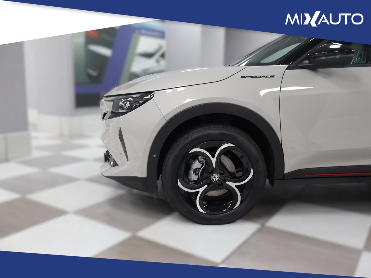 Alfa Romeo Junior 1.2 VGT Hybrid Speciale 145CV EDCT6