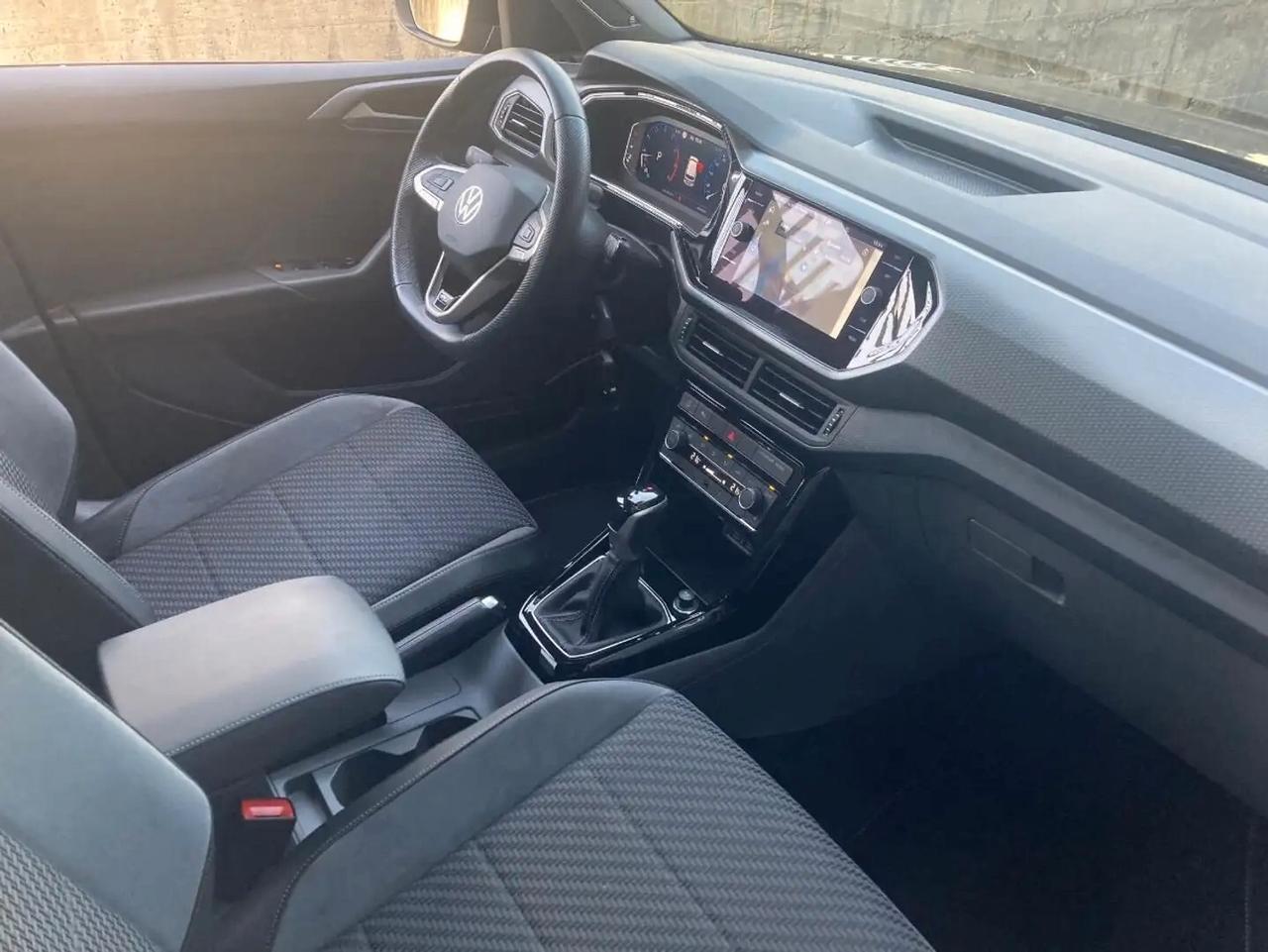 Volkswagen T-Cross 1.5 TSI DSG - R LINE PLUS
