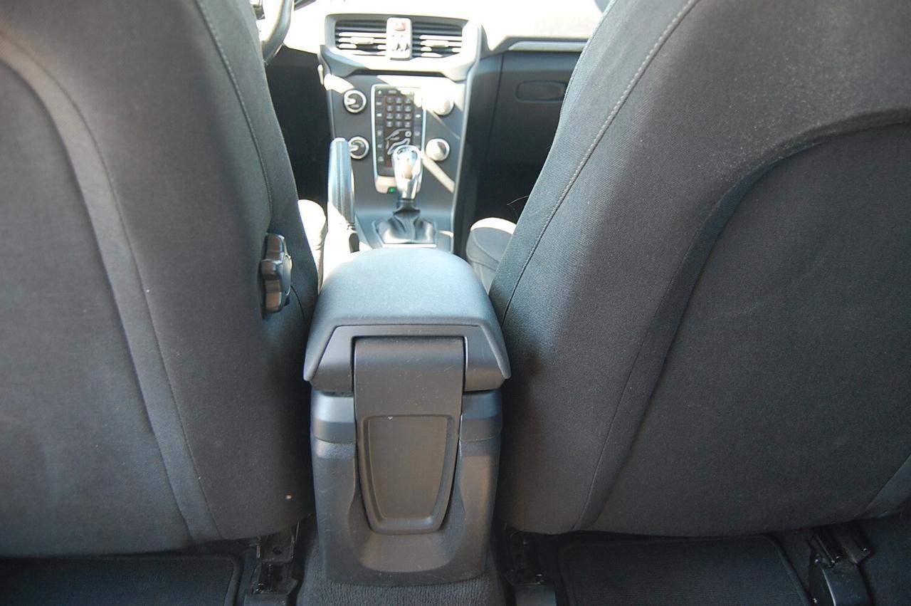 Volvo V40 Cross Country D4 Kinetic