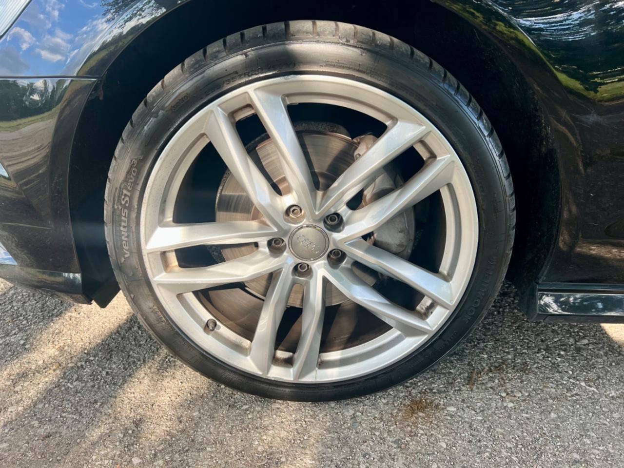 Audi A6 Avant 3.0 TDI S tronic Business Plus