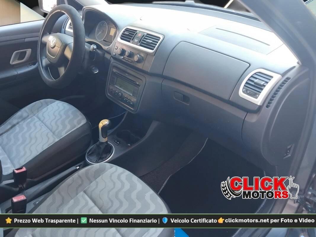 Skoda Fabia 5 Porte Fabia II 2010 Berlina Fabia 1.4 tdi Style 70cv