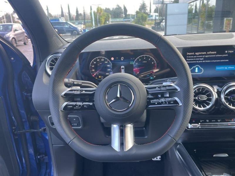Mercedes-Benz GLA 200 Automatic AMG Line PREMIUM