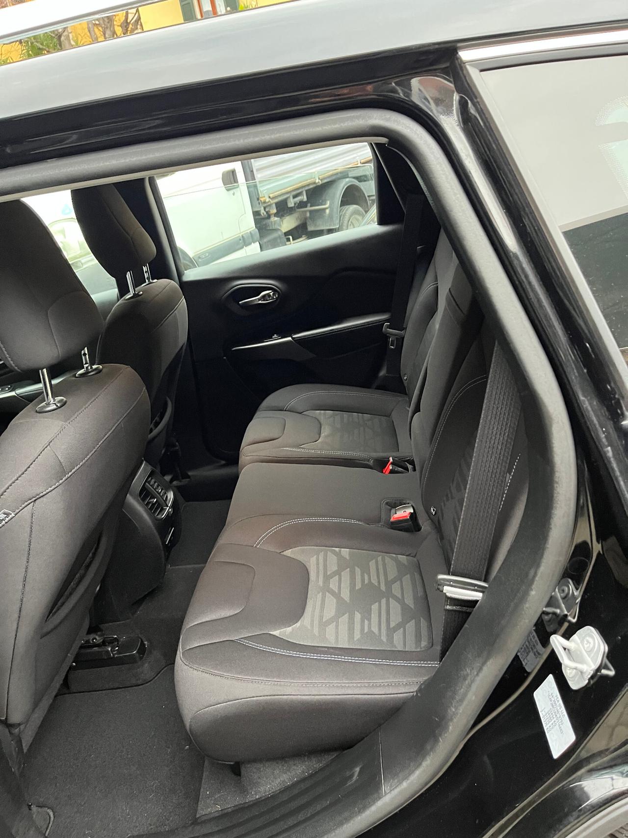 JEEP CHEROKEE 2.2 MTJ AWD ACTIVE DRIVE I OVERLAND - PREZZO PER COMMERCIANTI