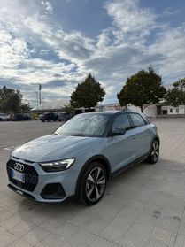 Audi A1 SPB 30 TFSI S tronic line edition