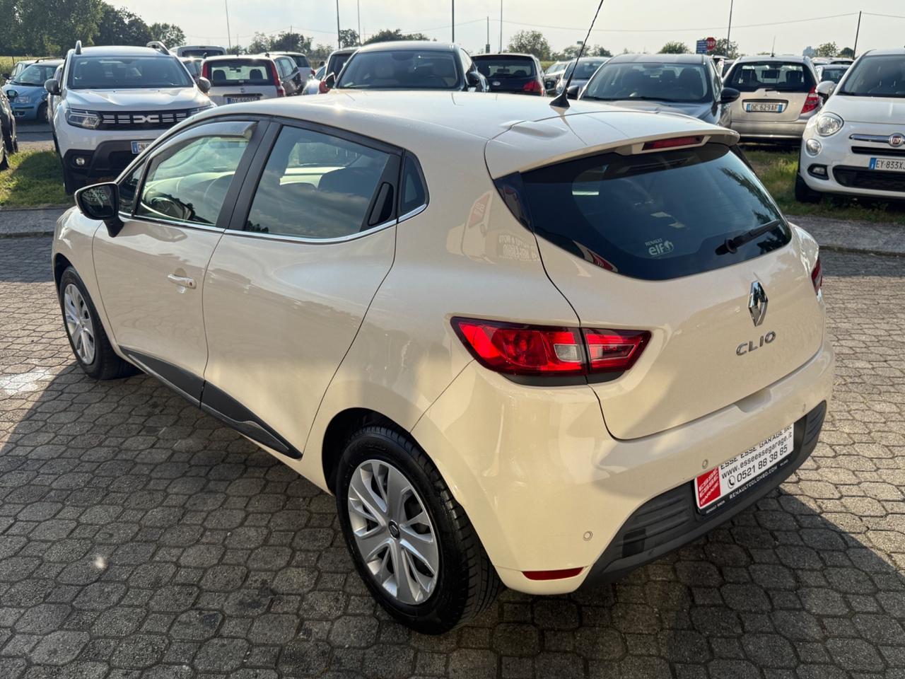 Renault Clio 1.2 75CV 5 porte Zen