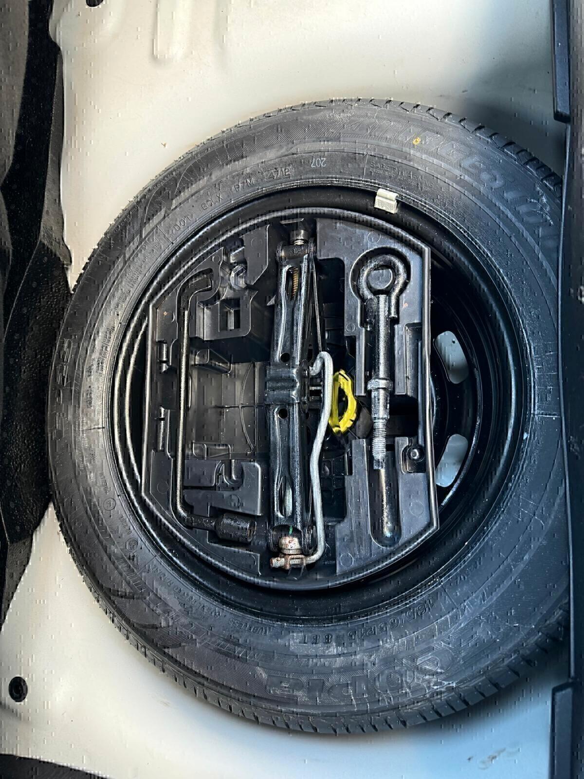 Peugeot 208 1.2 VTi 82 CV Active BONUS GPL