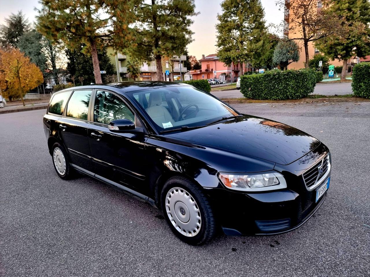 Volvo V50 2.0 D cat Summum