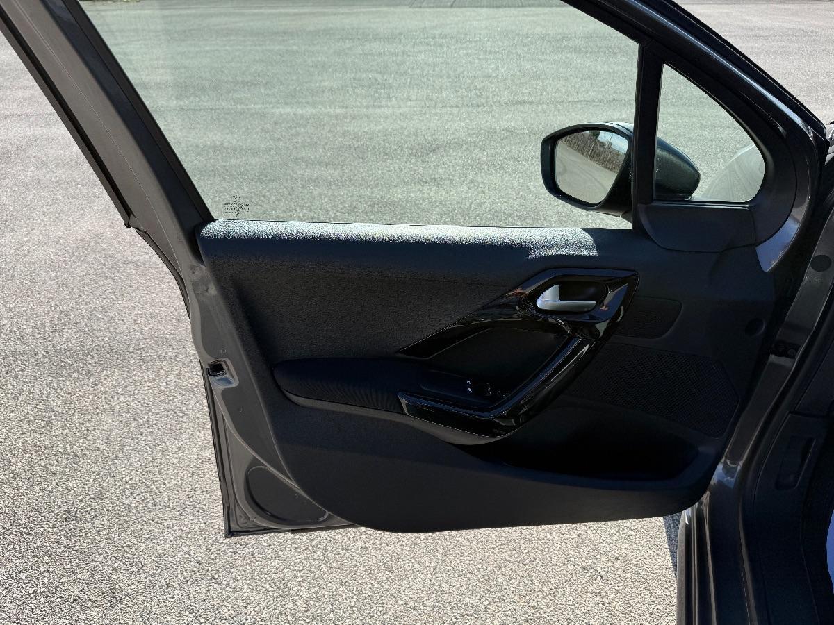 PEUGEOT 208 1500 BlueHdi 5 porte 100 c.v. Active AUTOCARRO
