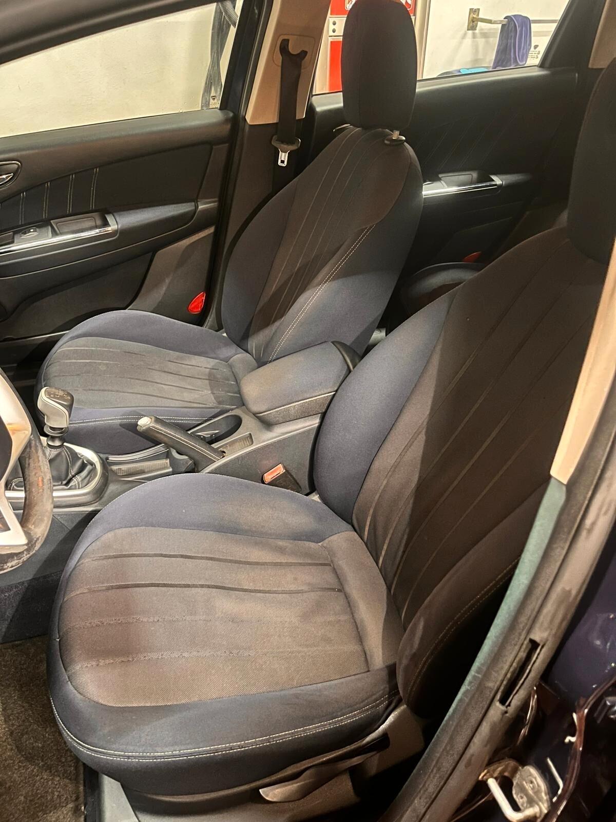 Lancia Delta 1.6 MJT DPF Platino