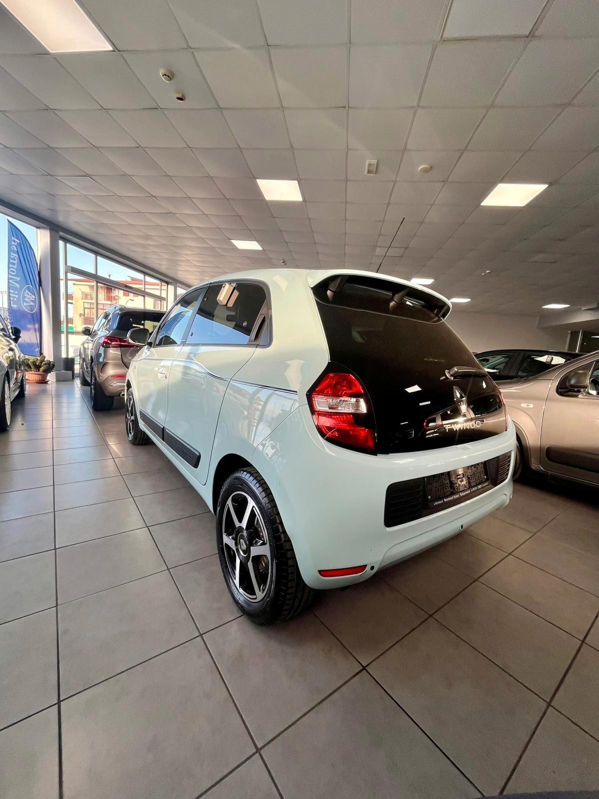 Renault Twingo SCe LIMITED AUTOMATIC