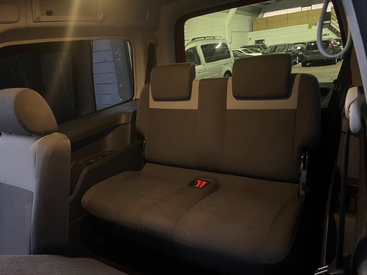 Volkswagen Caddy Maxi 1.6 TDI 7 POSTI