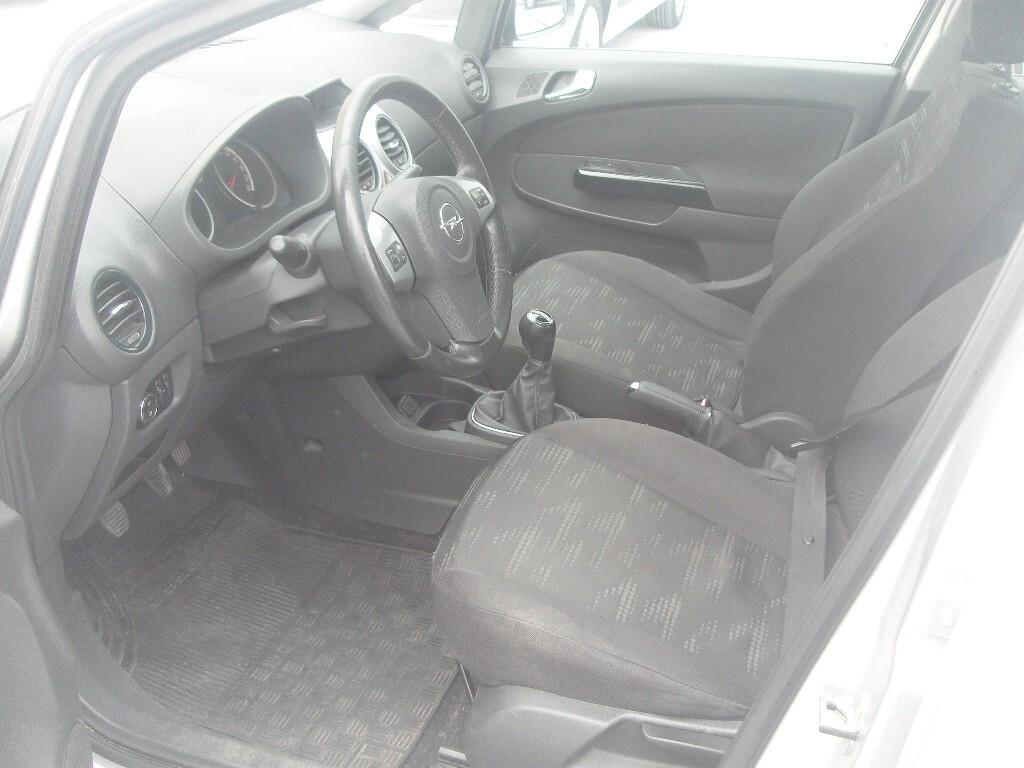 Opel Corsa 1.3 CDTI 75CV - 2012
