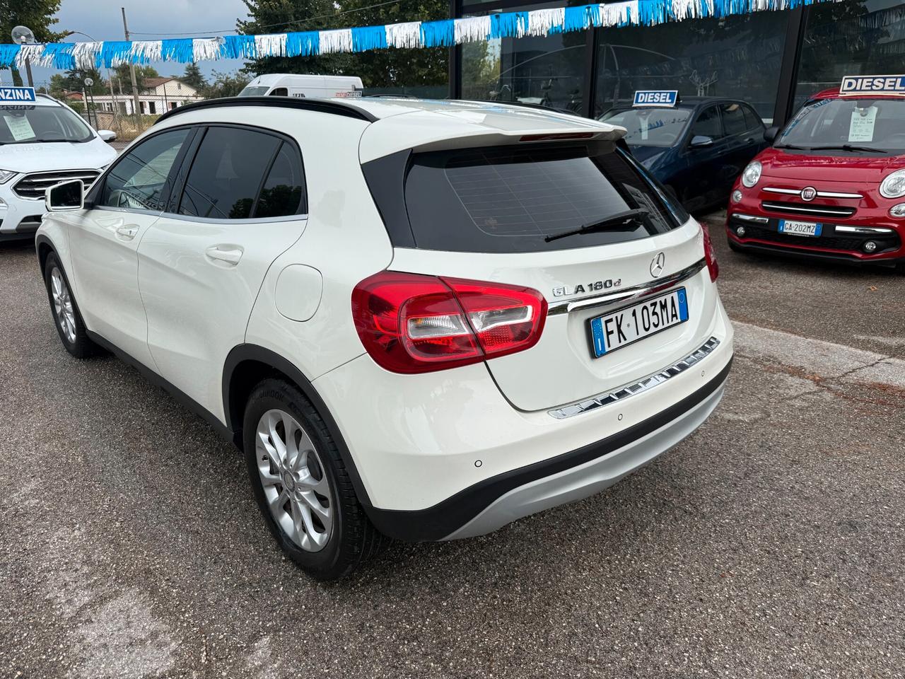 " DA VETRINA " Mercedes-benz GLA 180 d Business
