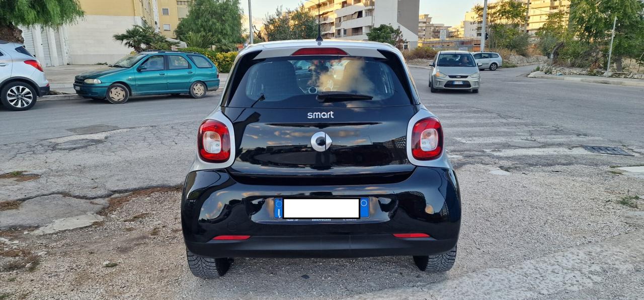 Smart ForFour 70 1.0 Prime 2015