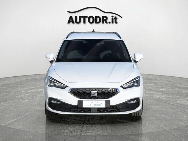 SEAT Leon Sportstourer 1.5 TGI DSG Business FULL LED, Navi