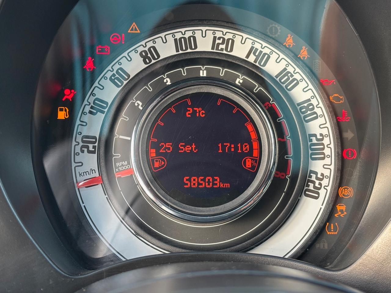 PROMO OTTOBRE CON PASSAGGIO OMAGGIO Fiat 500 1.0 Hybrid