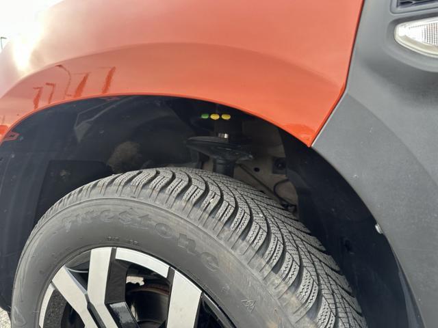 DACIA Duster 1.0 TCe GPL Prestige + GANCIO TRAINO +4 GOMME