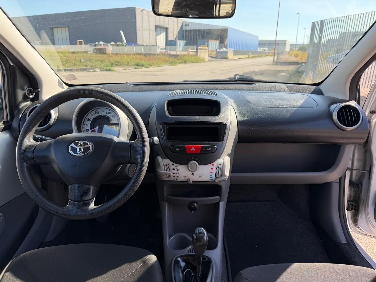 Toyota Aygo 118000 KM GARANZIA 12 MESI