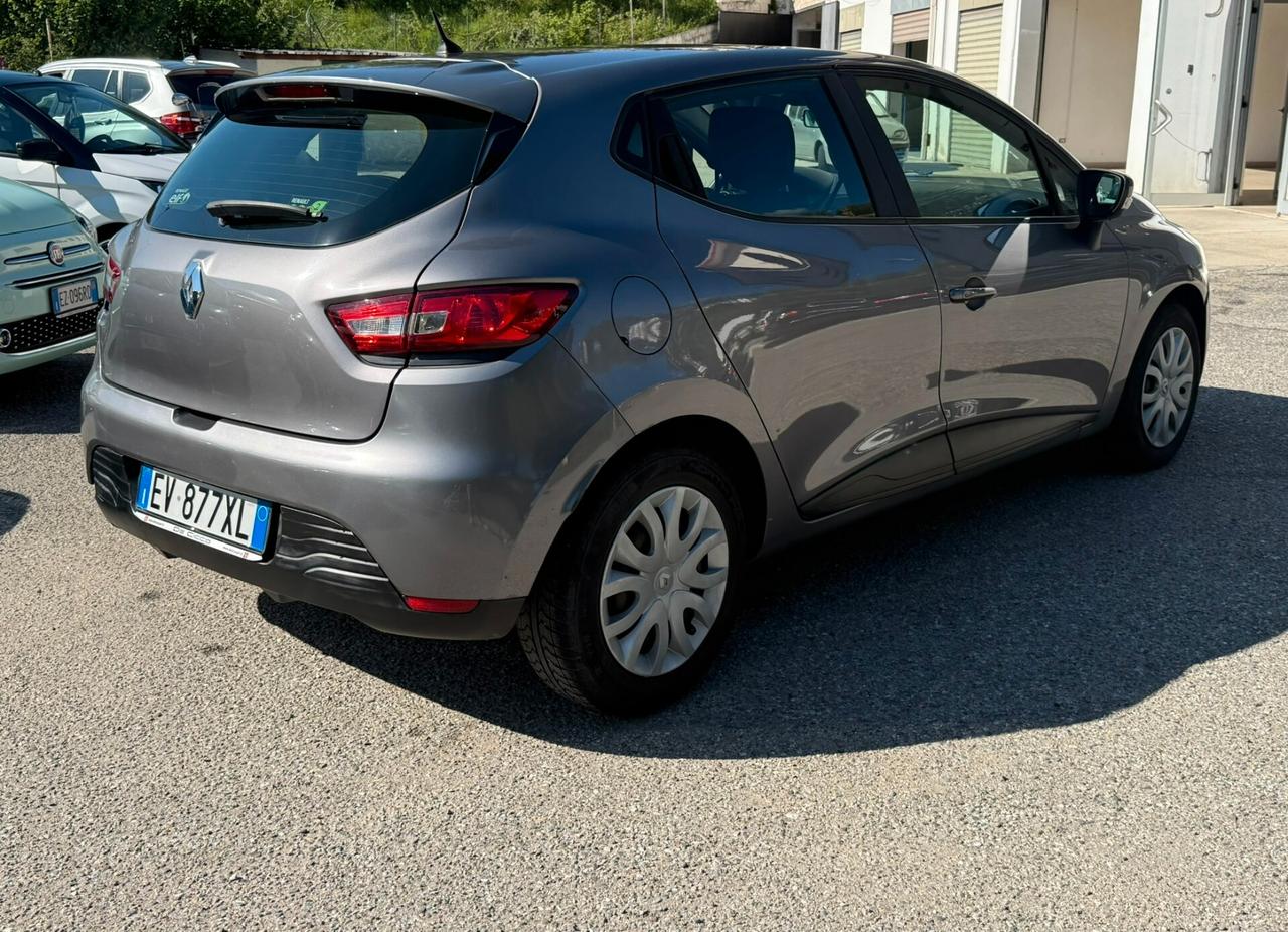 Renault Clio 1.5 dCi 8V 75CV 5 porte Costume National