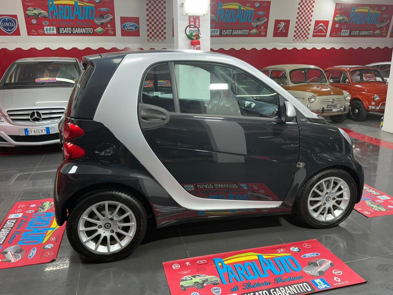 Smart ForTwo 1.0 71cv coupé - 2011