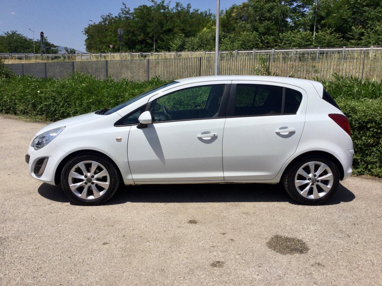 Opel Corsa 1.2 85CV 5 porte GPL-TECH Club