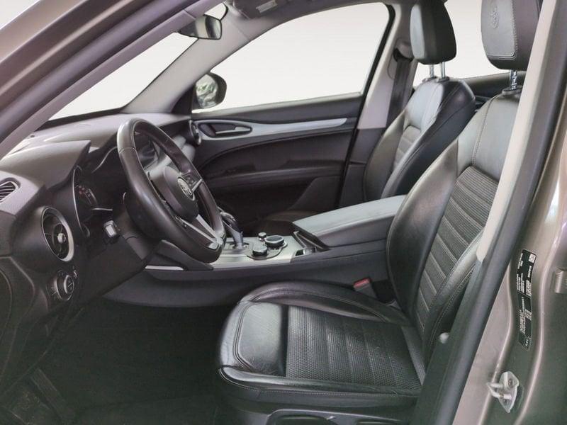 Alfa Romeo Stelvio 2.2 Turbo Diesel 180CV AT8 RWD Executive
