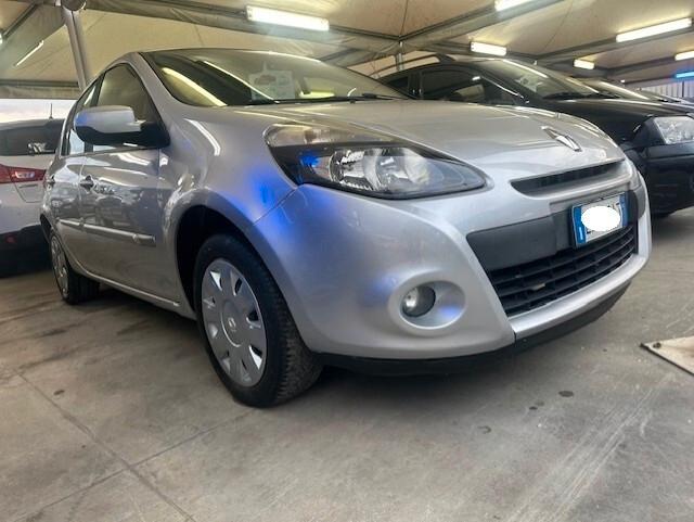 RENAULT CLIO GPL NAVIGATORE... FULL ..