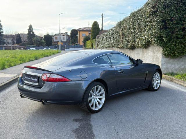JAGUAR XK 4.2 V8 Coupé