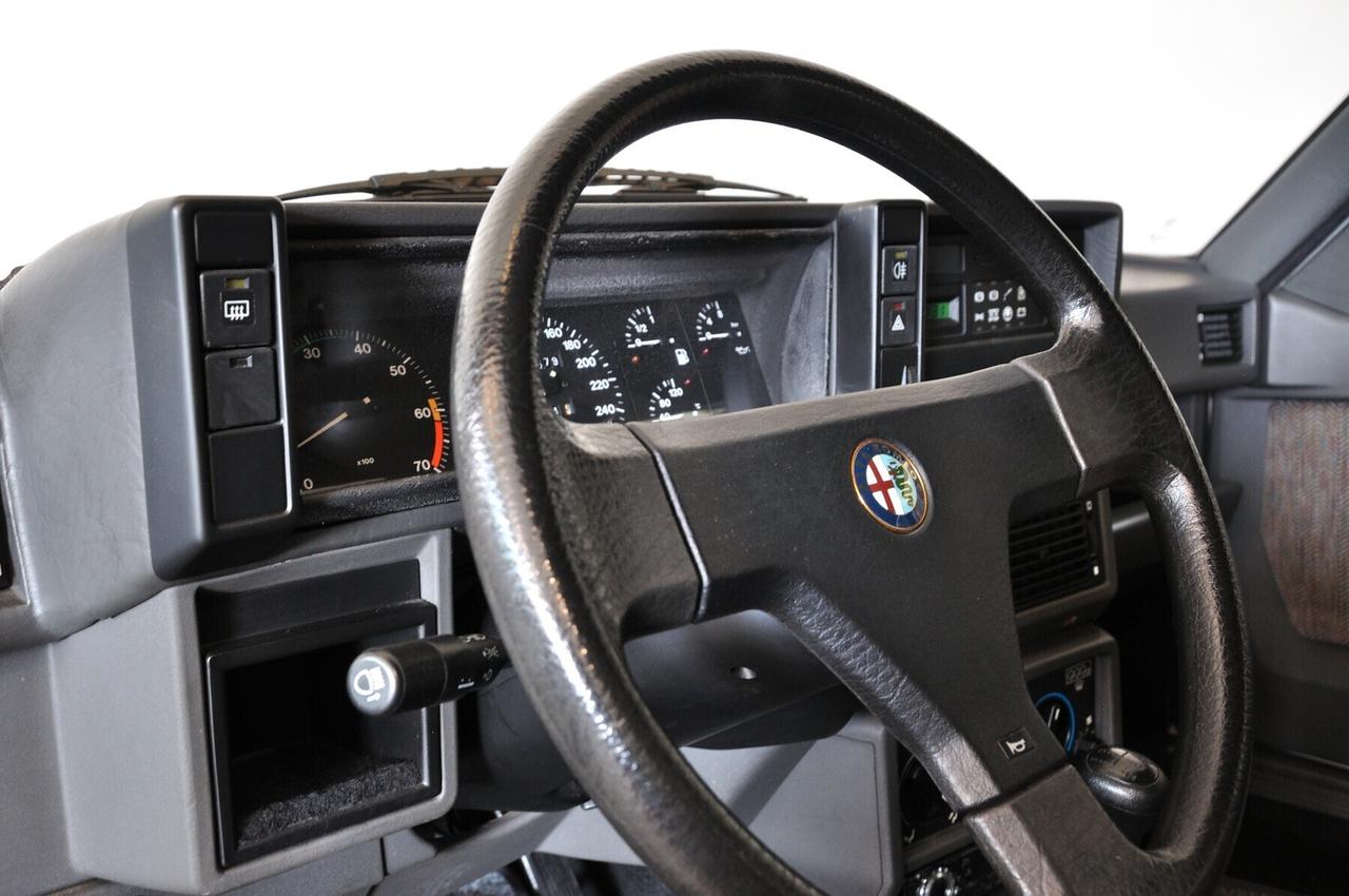Alfa Romeo 75 2.0i Twin Spark CRS tagliandata perfetta