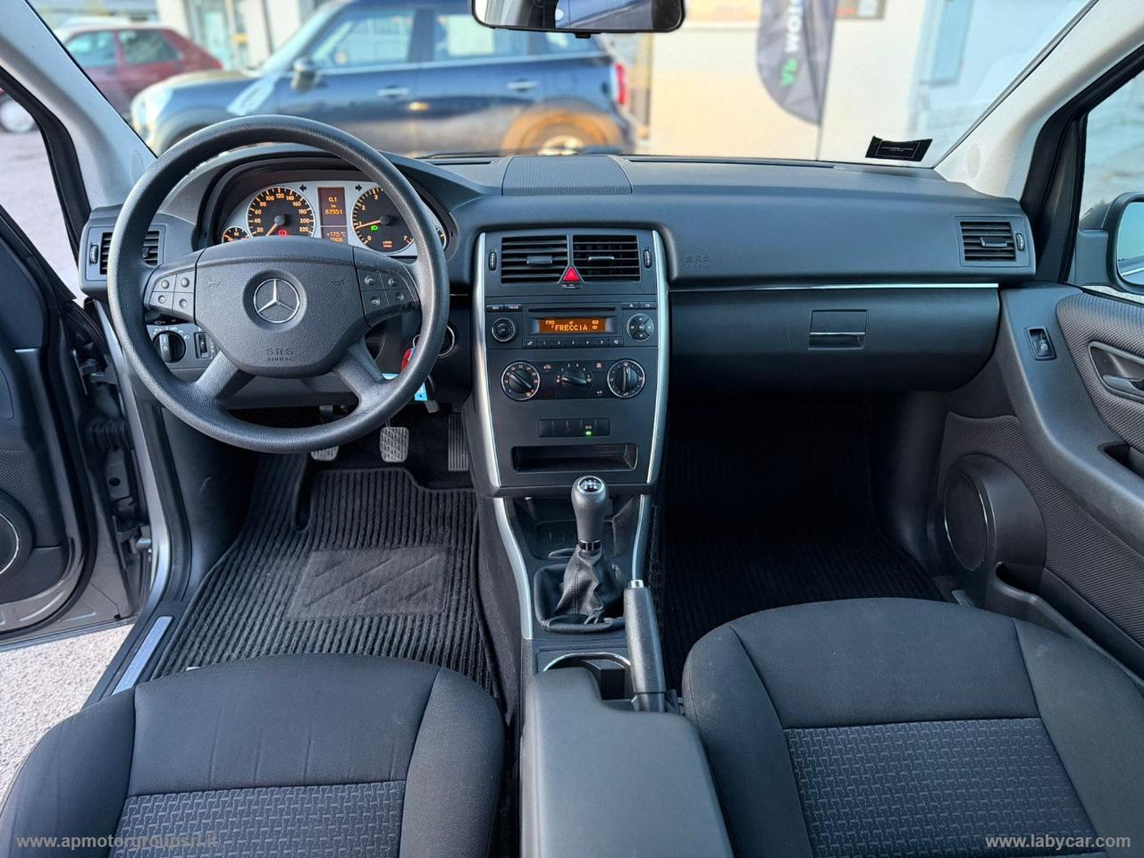 MERCEDES-BENZ B 180 BlueEFFICIENCY Executive