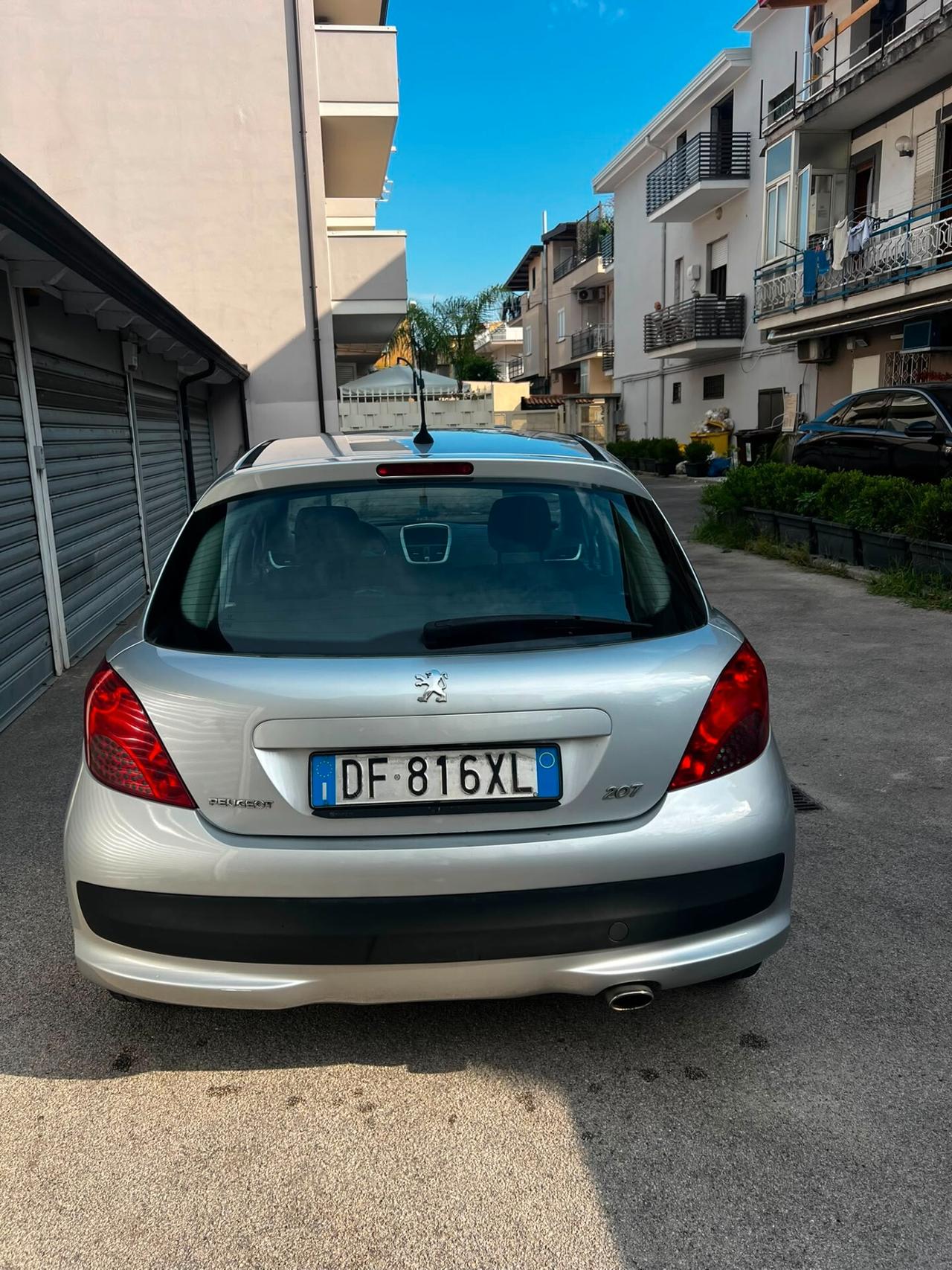 Peugeot 207 1.6 HDi 90CV 5p. XS
