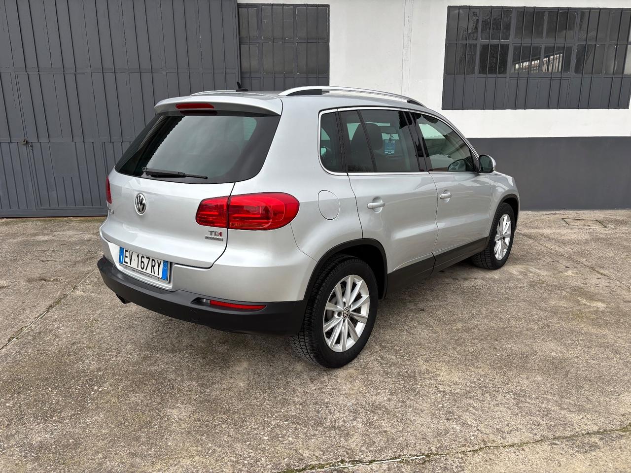 Volkswagen Tiguan 2.0 TDI. Garanzia 12 mesi