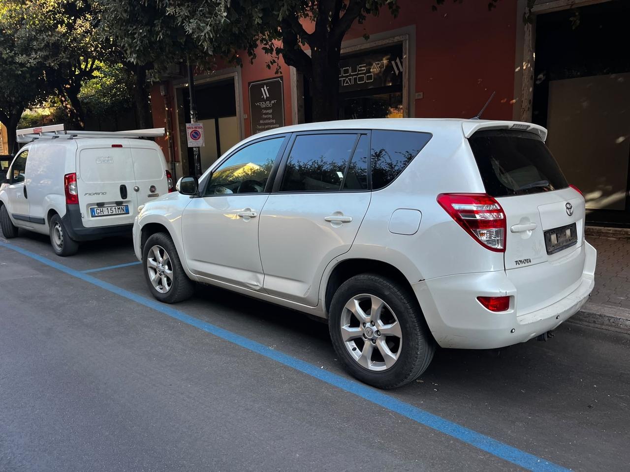 Toyota RAV 4 RAV4 Crossover 2.2 D-4D 150 CV DPF Exclusive