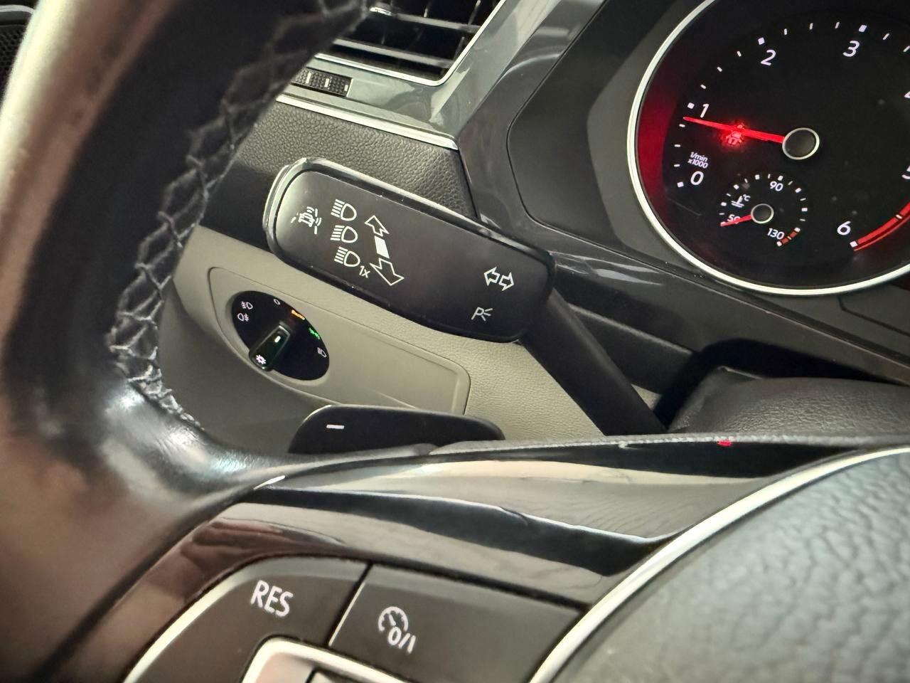 Tiguan 2.0 TDI SCR DSG Business BlueMotion Technology