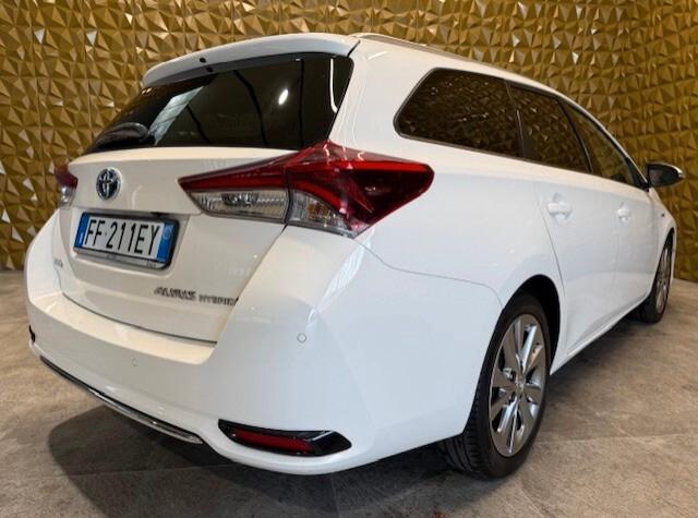 Toyota Auris Touring Sports 1.8 Hybrid Lounge
