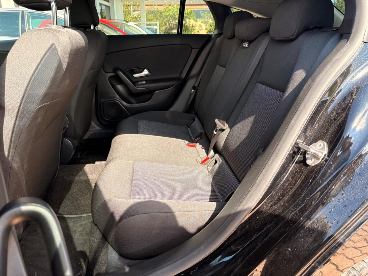 Mercedes-benz CLA 180 d Automatic Shooting Brake Executive
