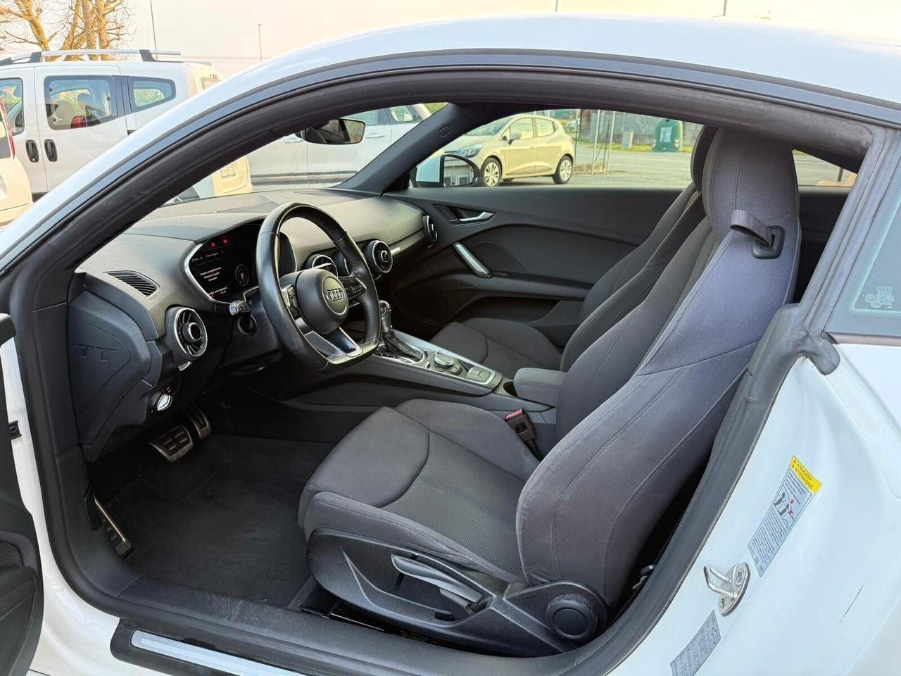 Audi TT Coupé 40 TFSI S tronic