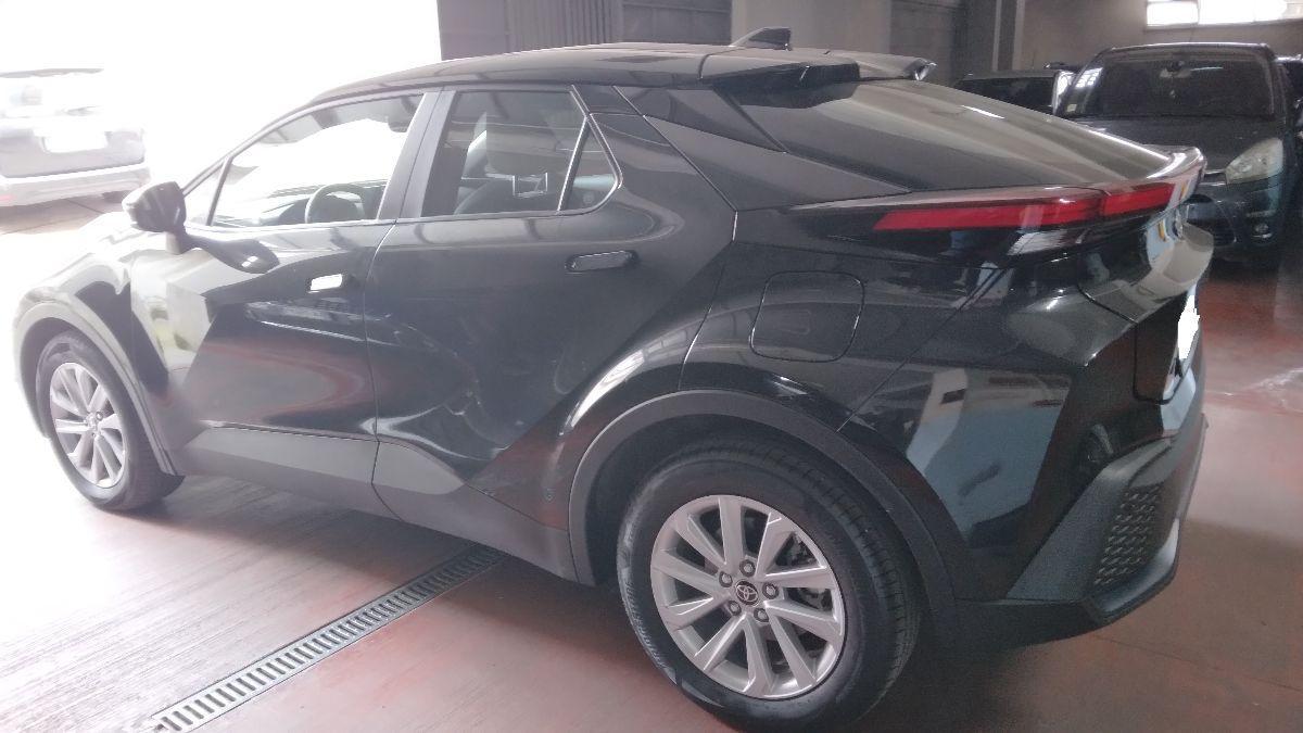 C-HR '2024 1.8 hev Active fwd e-cvt 12700 KM