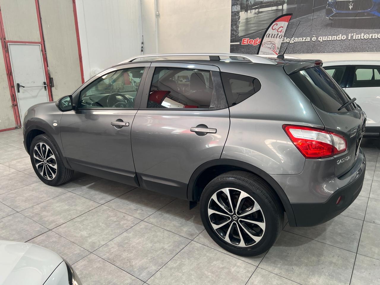 Nissan Qashqai 1.6 131 CV - Tekna - 2012