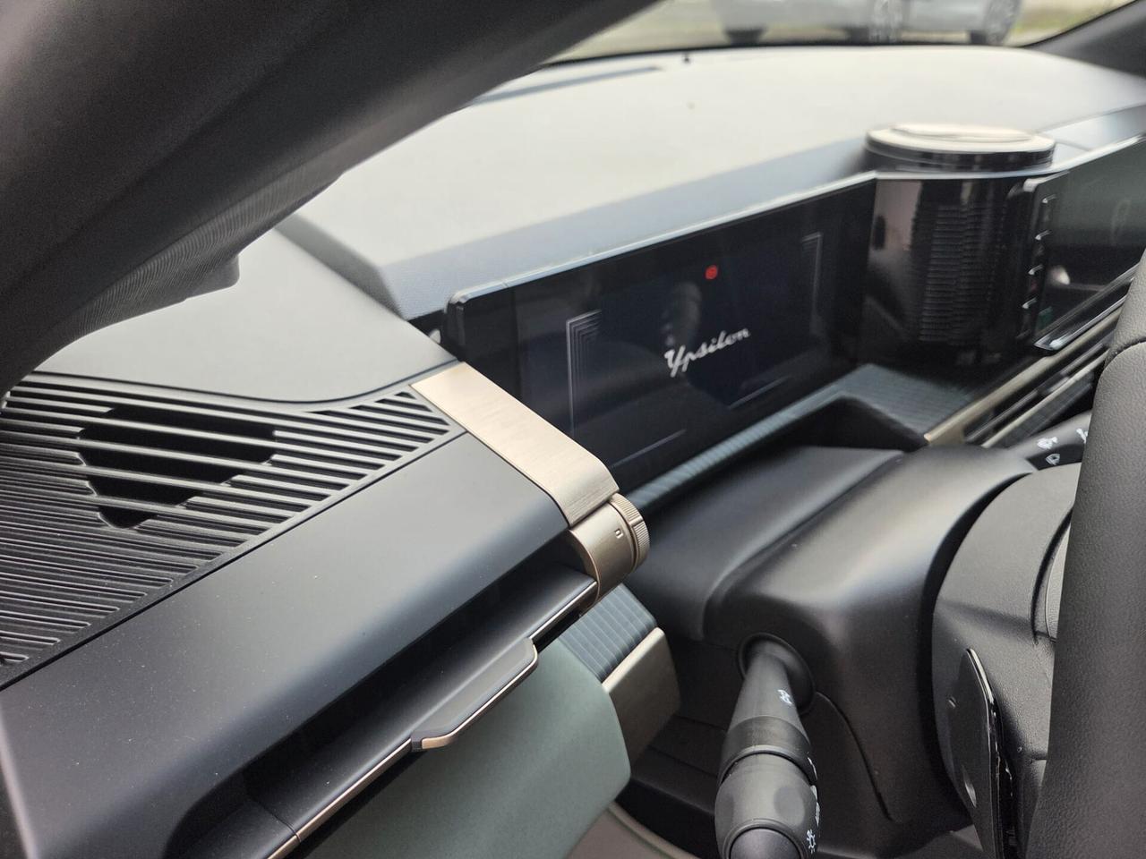 Lancia Ypsilon KM/0 NESSUN OBBLIGO FINANZIARIO !!