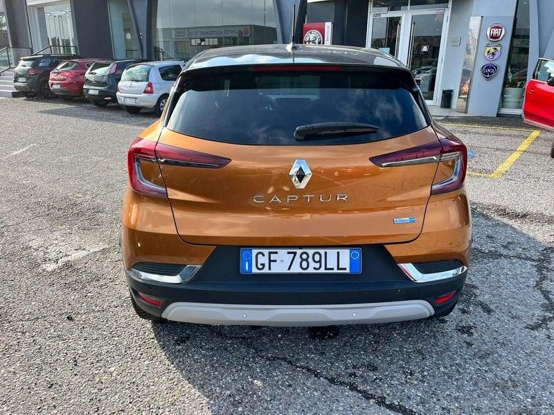 Renault Captur Hybrid E-Tech 145 CV Intens